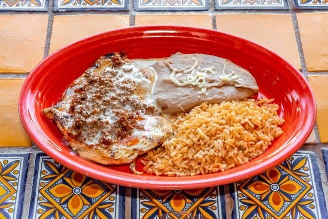 Pollo Con Chorizo.